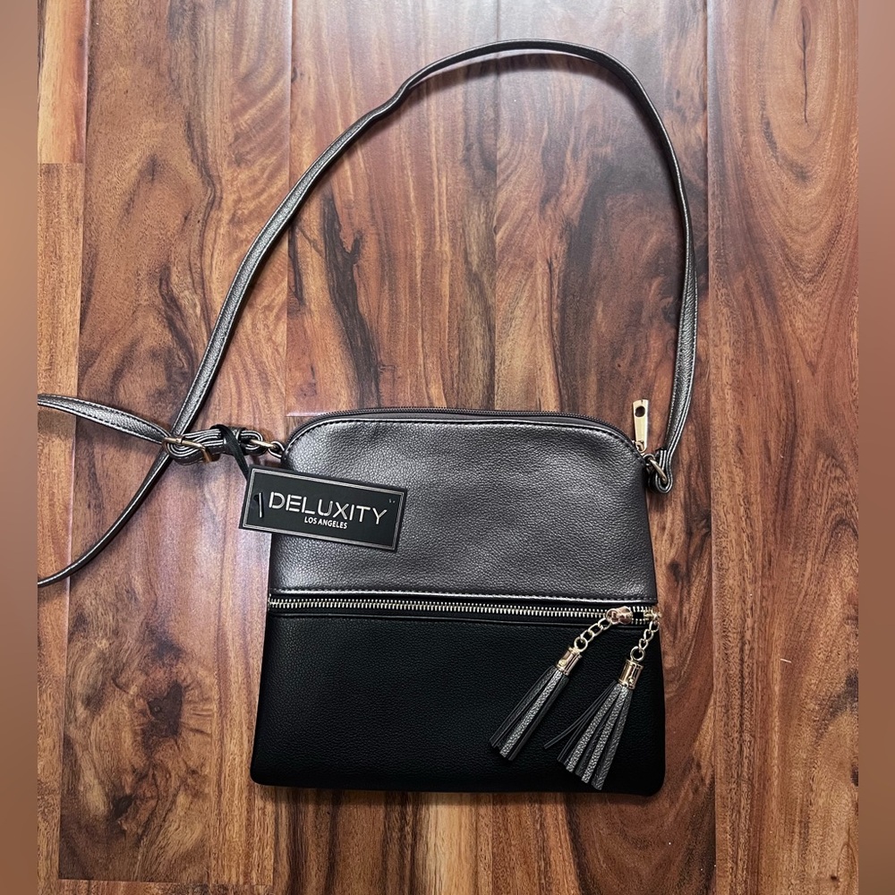 NWT- DELUXITY Lightweight Faux Leather Medium Crossbody Bag with Tassel